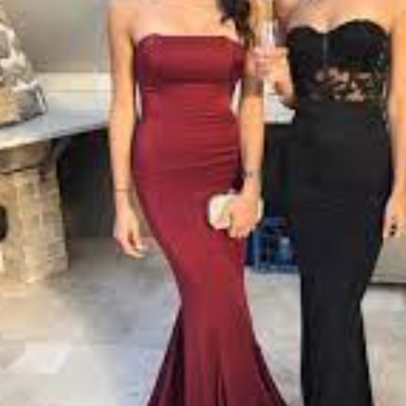 RED Abyss by Abby Cavalli Gown - Picture 6 of 8